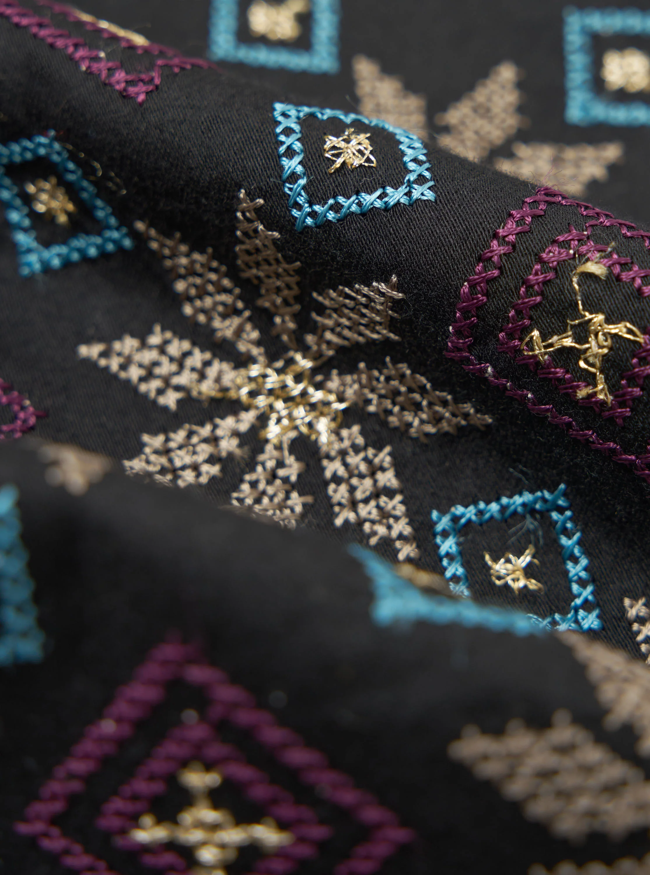 Black Embroidery Cotton Satin Embroidery Scarf - Image 3