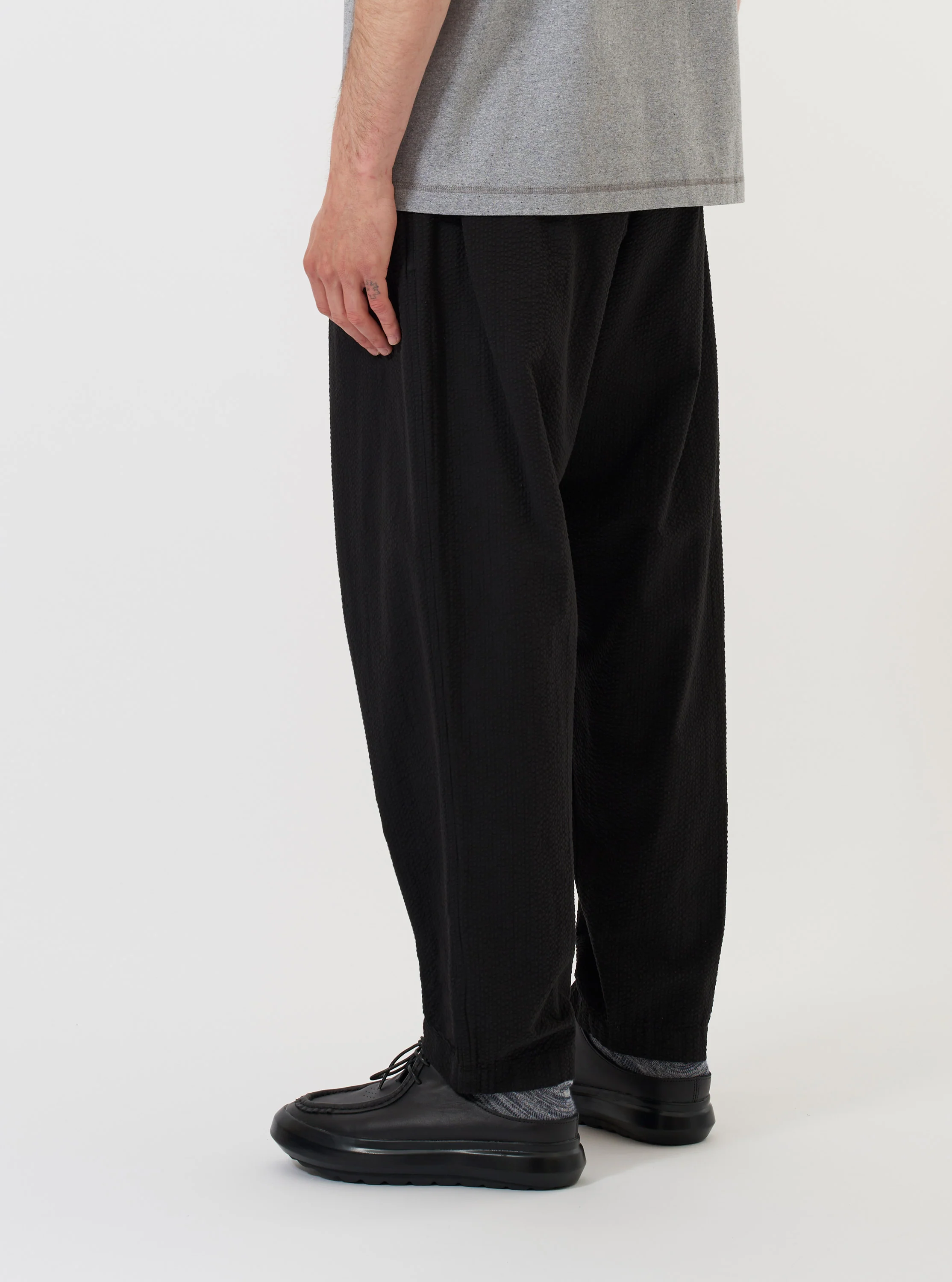 Black Merida Seersucker Pleated Track Pant - Image 3