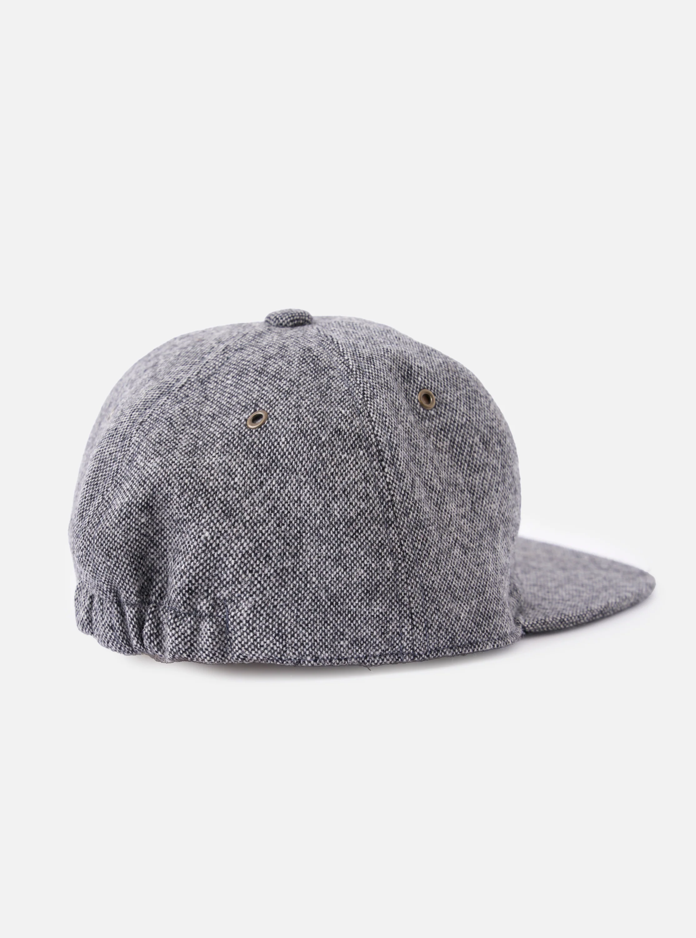 cableamiĀ® Black/White Recycled Tweed Cap - Image 4