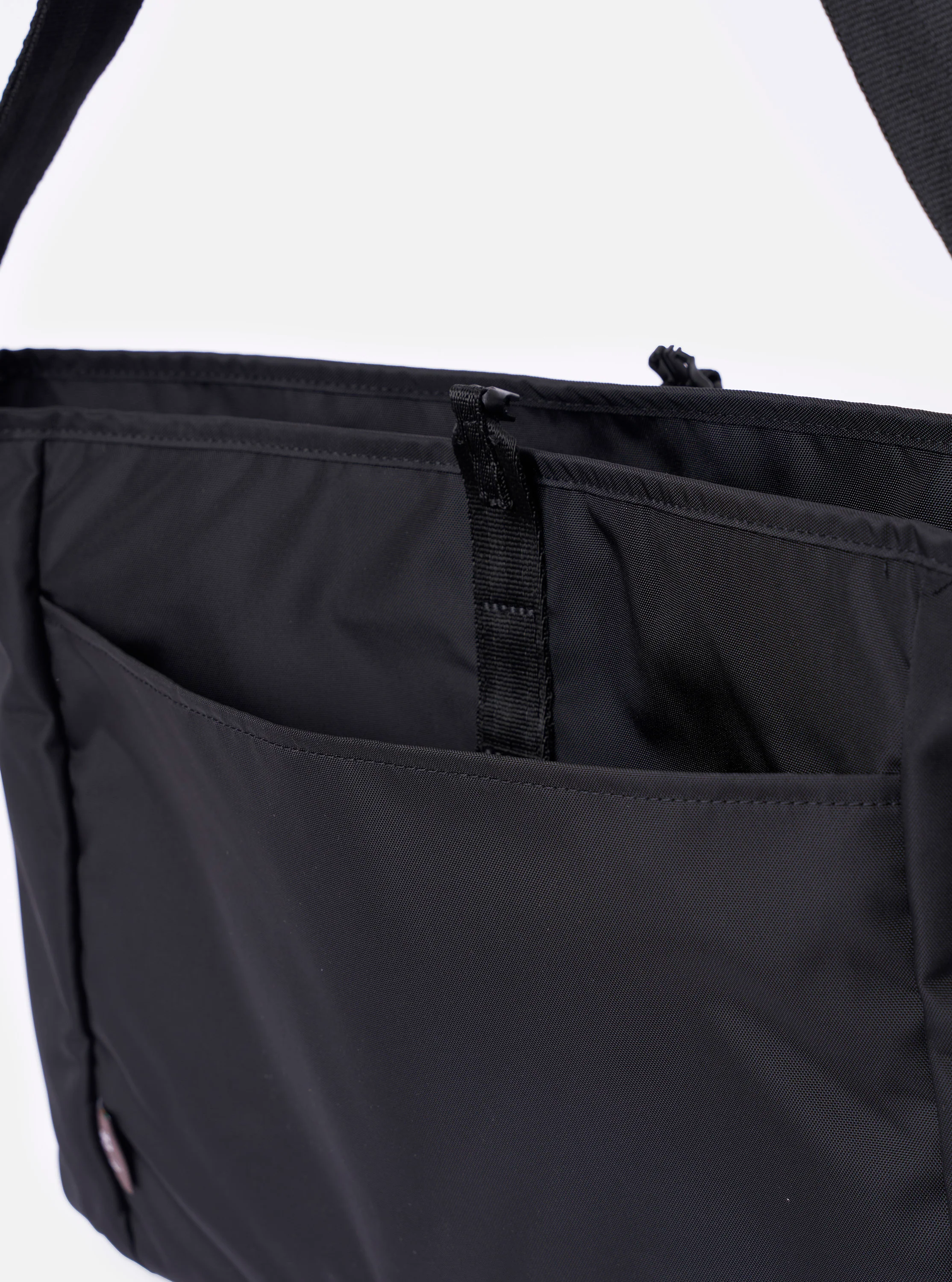 F/CE.® Black Recycled Nylon 420 re/cor Courier Shoulder Bag - Image 7