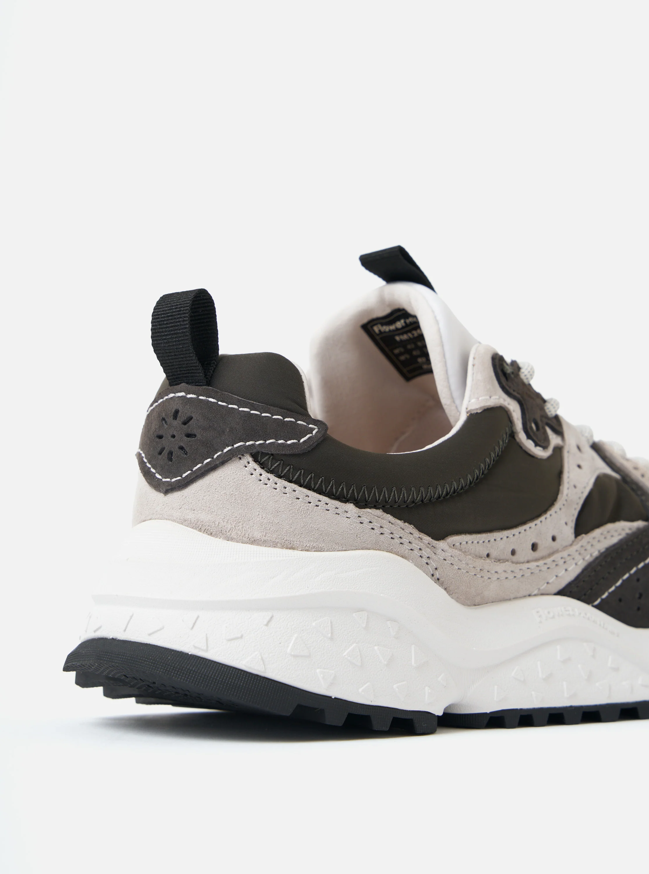 Flower Mountain Light Grey/Dark Grey Suede/Nylon Wave Man - Image 3