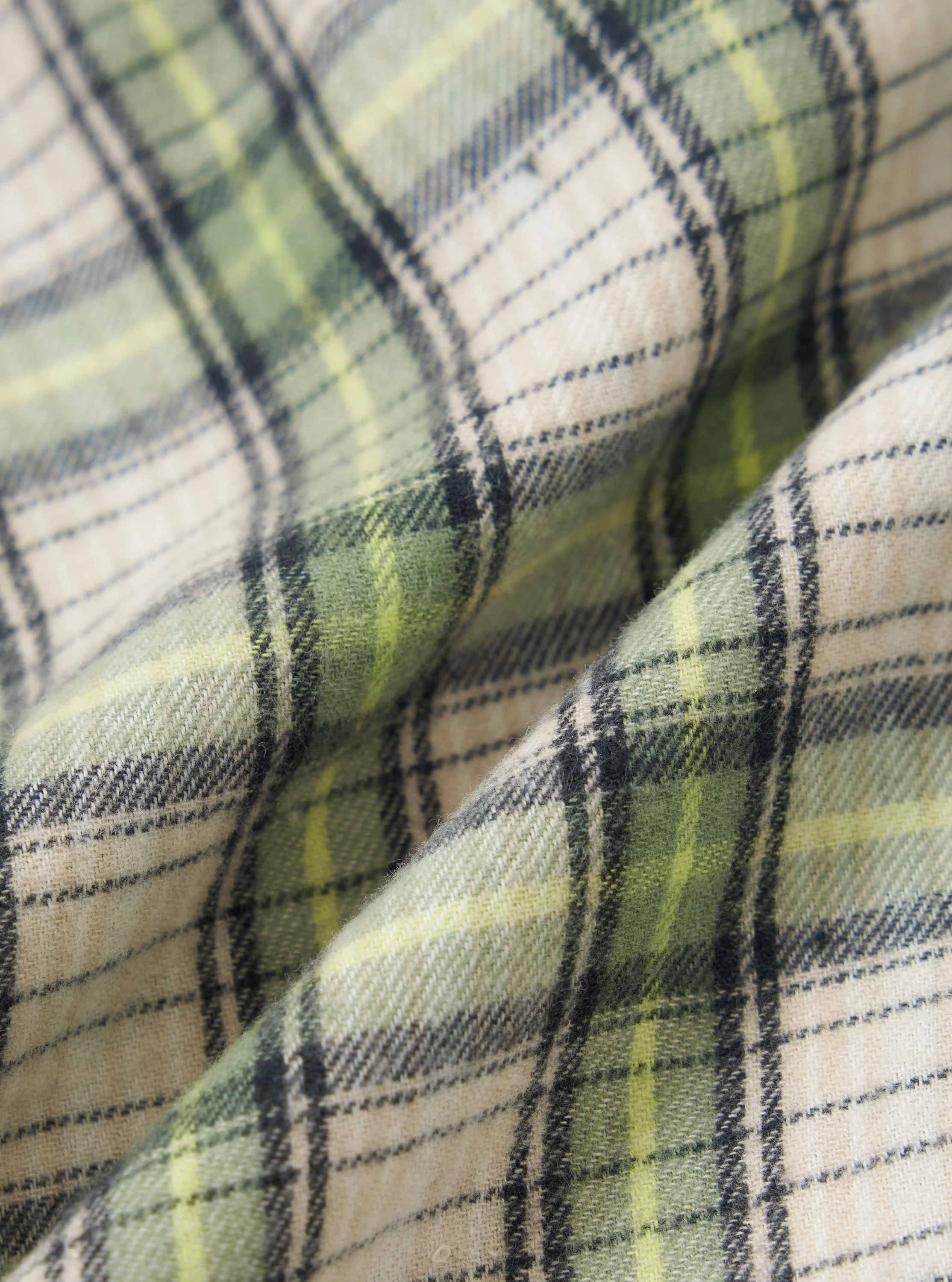 Green Busy Plaid Short Pyjama Set - Image 2