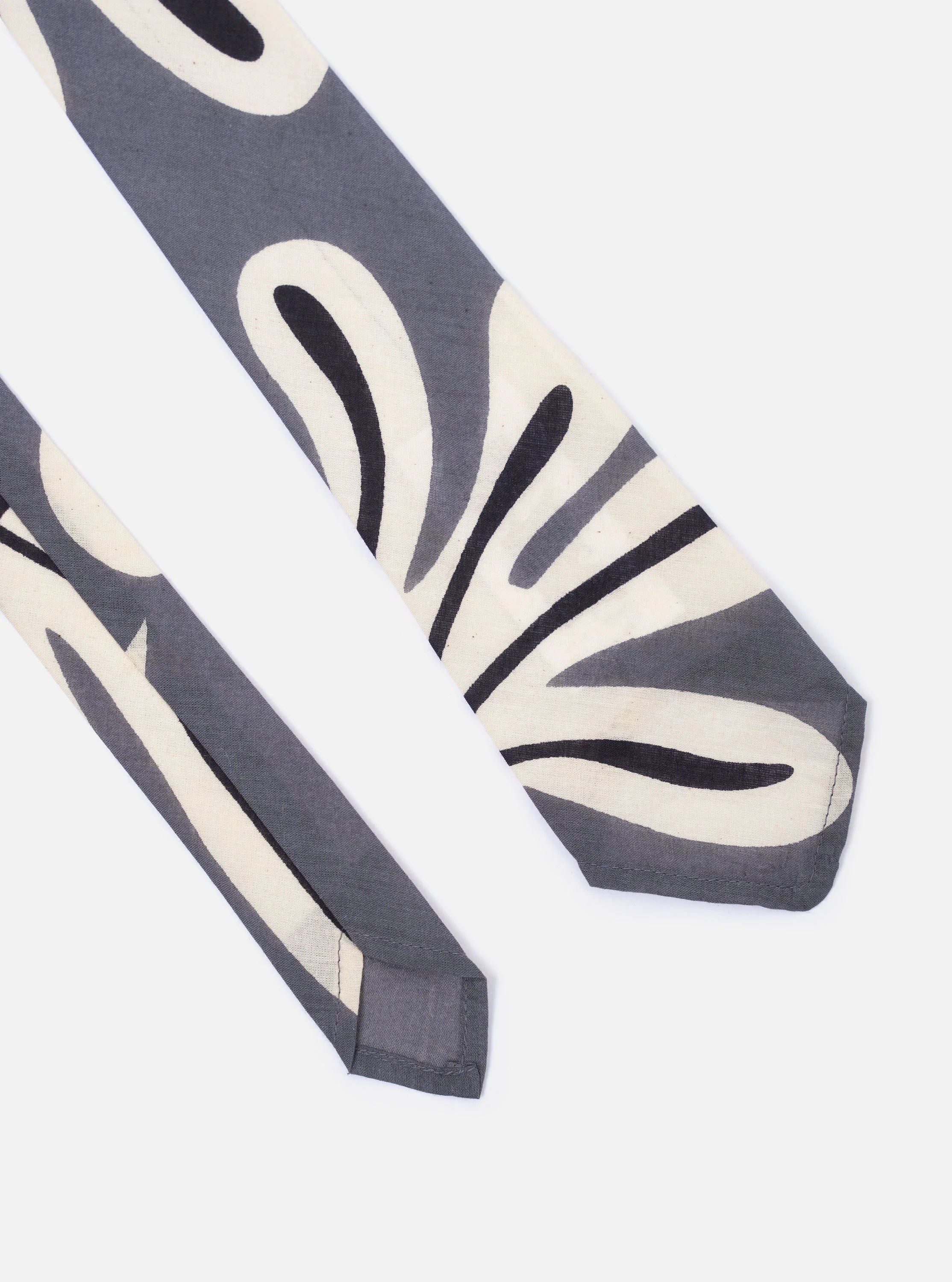 Grey Baja Print Tie - Image 3