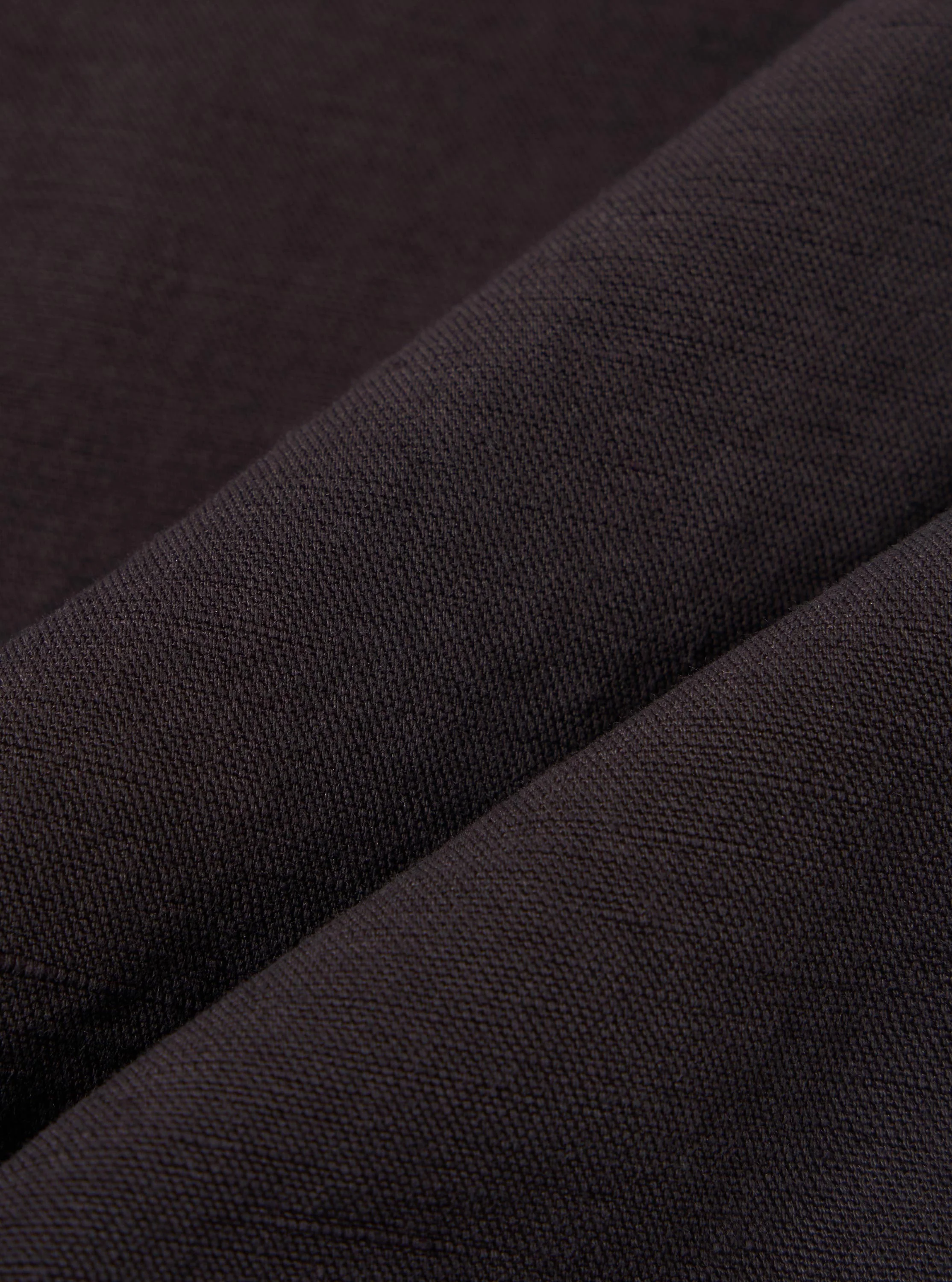 Licorice Lyo Linen Mix Simple Short - Image 4