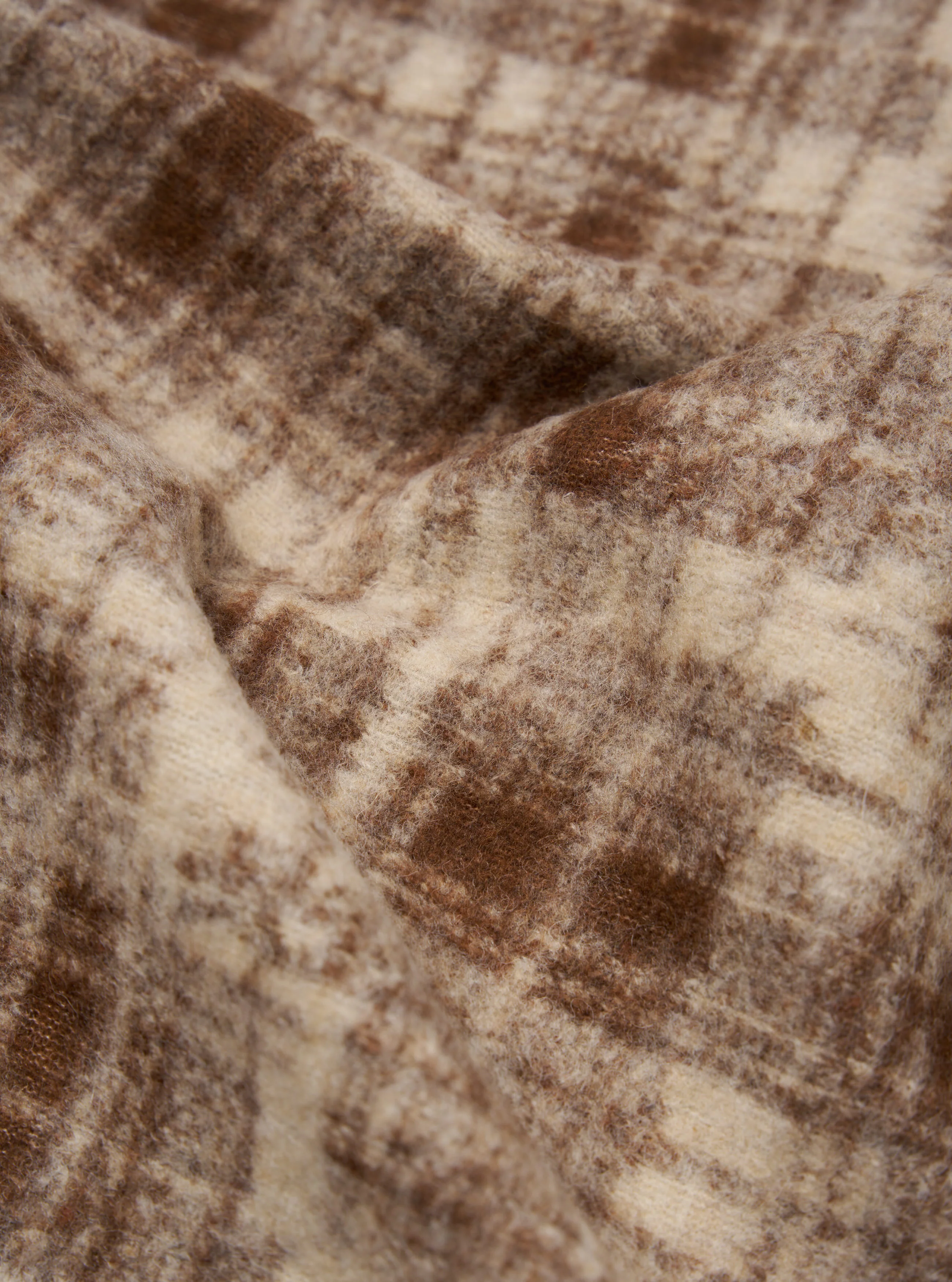 Sand Patch Check Fleece Rams Jacket - Image 4